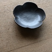 【1点のみ】たくまポタリー 小皿 梅 / 2104700000358