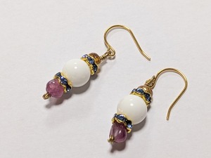 《Cute》ピンク&オレンジトルマリン、マザーオブパールピアス