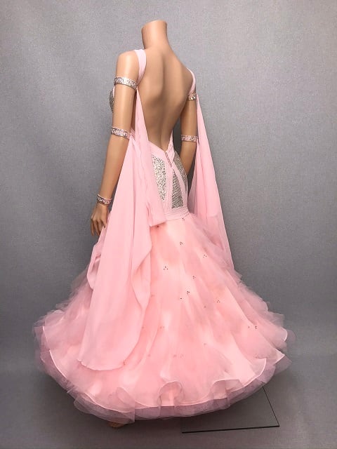 ハイクオリティAUドレス　スパンコール ドレス　社交ダンス ドレス　スタンダード　モダン　ベビーピンク　M　ST-101　デモ・競技用ドレス　発表会　衣装　パーティドレス　舞台衣装　ワンピース