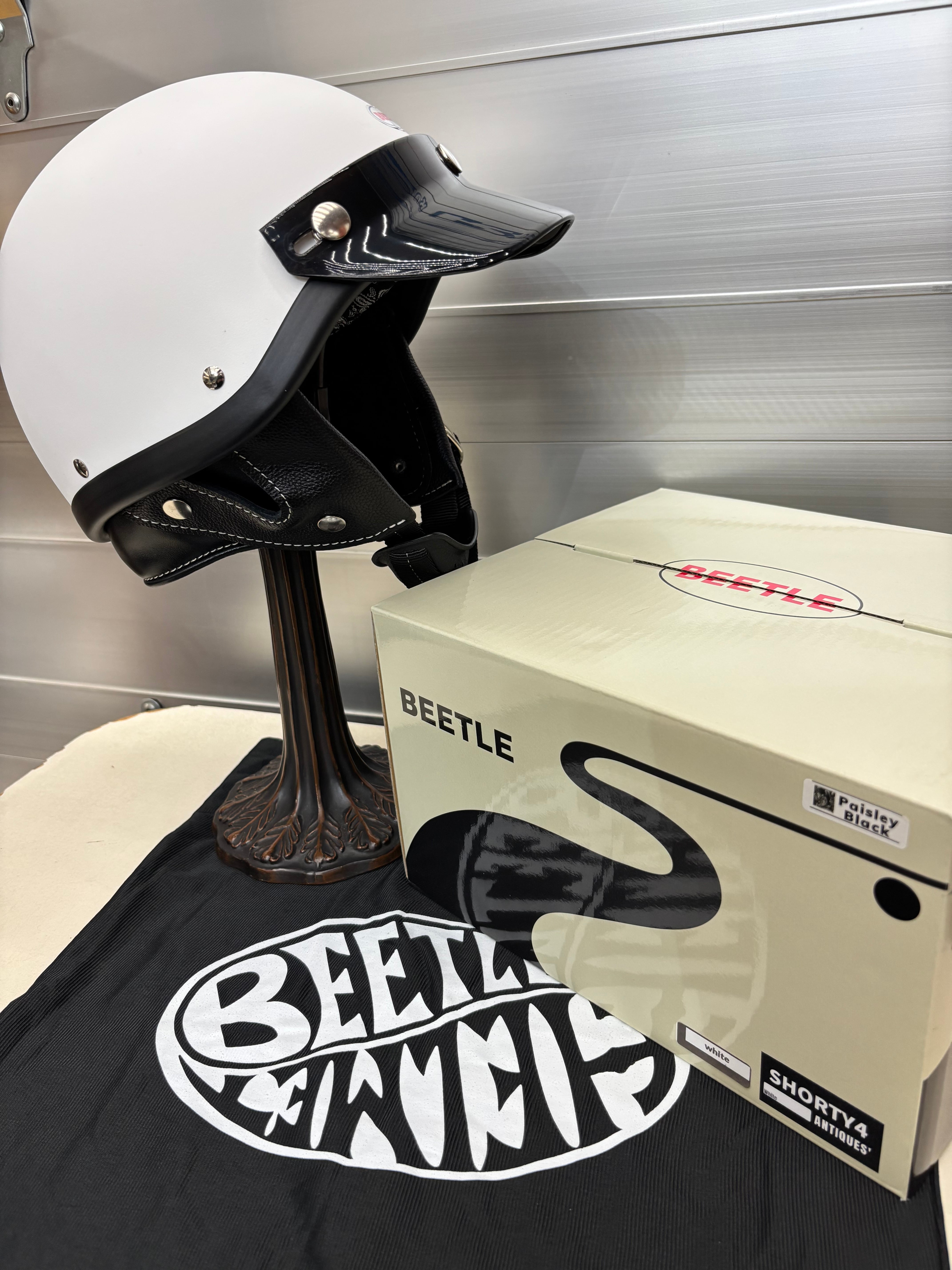 オーシャンビートル ショーティ4 別注マットホワイト ペイズリー黒 各