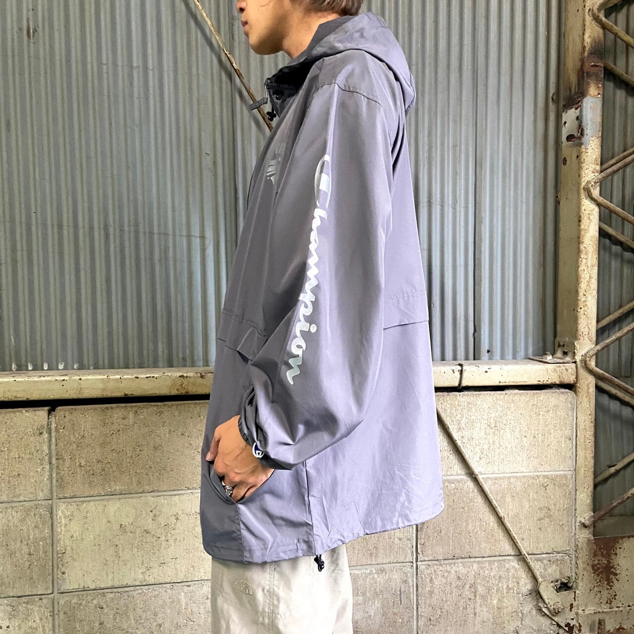 ビッグサイズ Champion チャンピオン NEVADA 胸ワンポイント 袖 ビッグサイズ Champion チャンピオン NEVADA 胸ワンポイント 袖