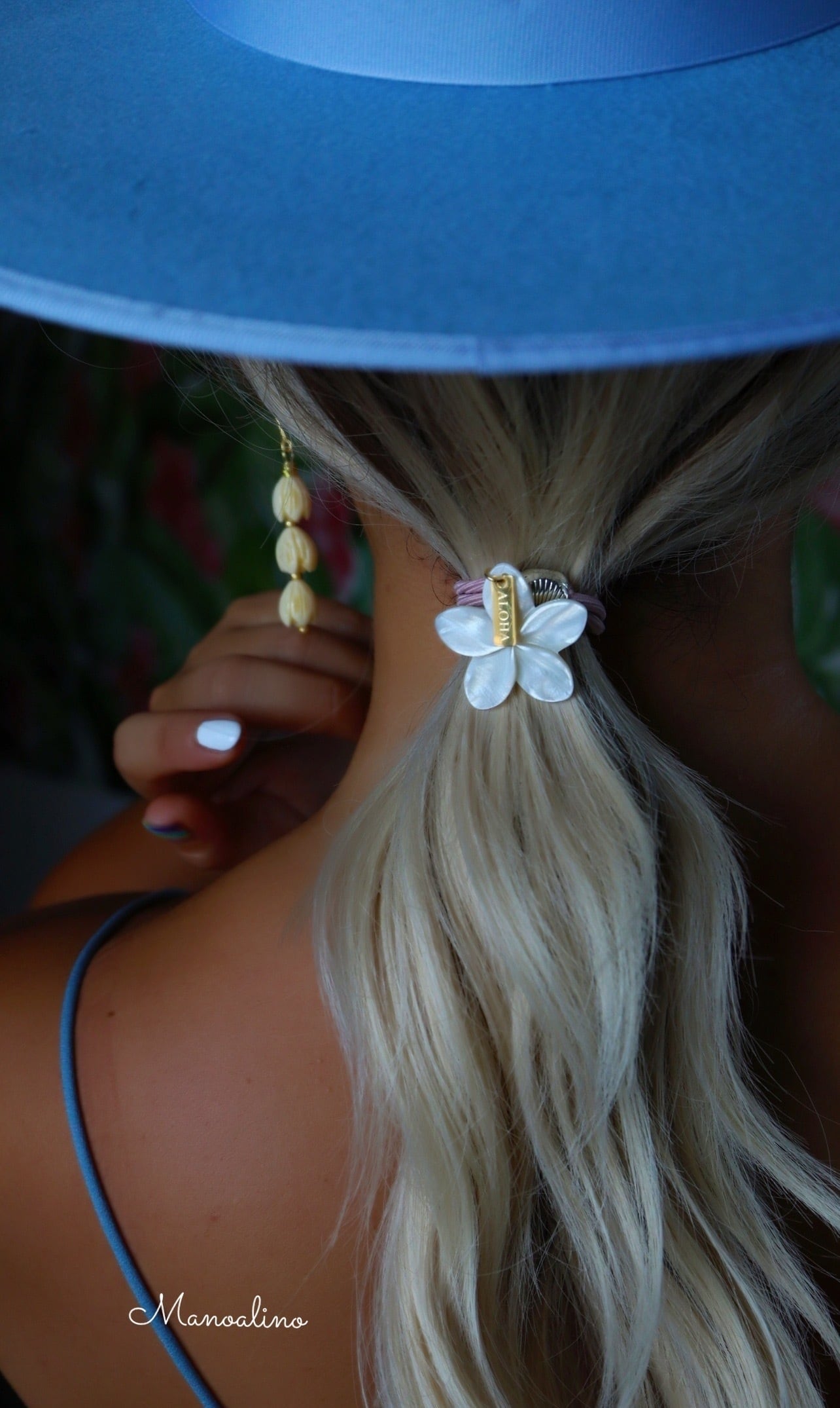 Freshwater shell plumeria hair accessory（淡水シェルプルメリア