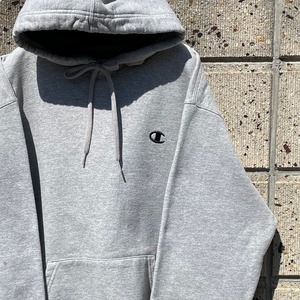 【Mサイズ】Champion チャンピオン ロゴ刺繍 プルオーバー パーカー　灰杢×黒