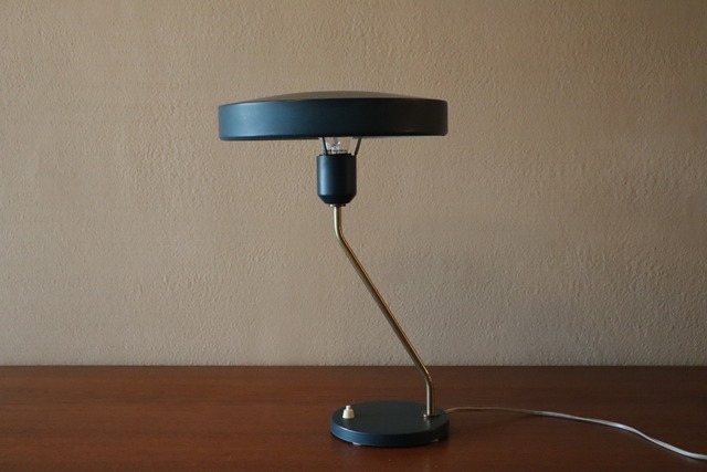 Louis Kalff「Desk Lamp model Romeo」