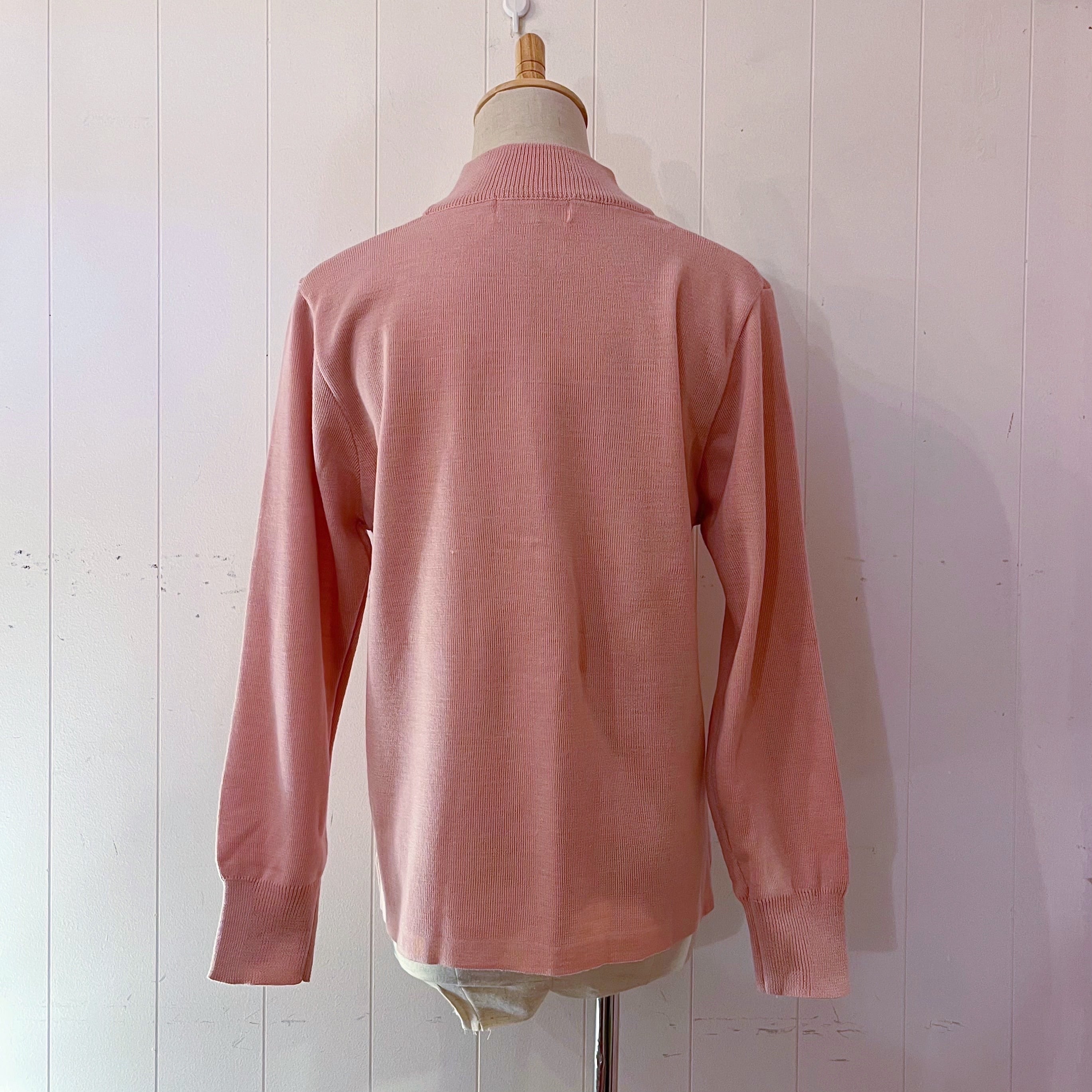 bear applique pink knit sweater