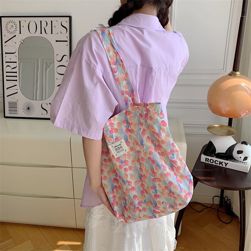 花柄　トートバッグ 楽天市場】角底広マチトートバッグ ハンドバッグ 花柄 刺繍 フラワー