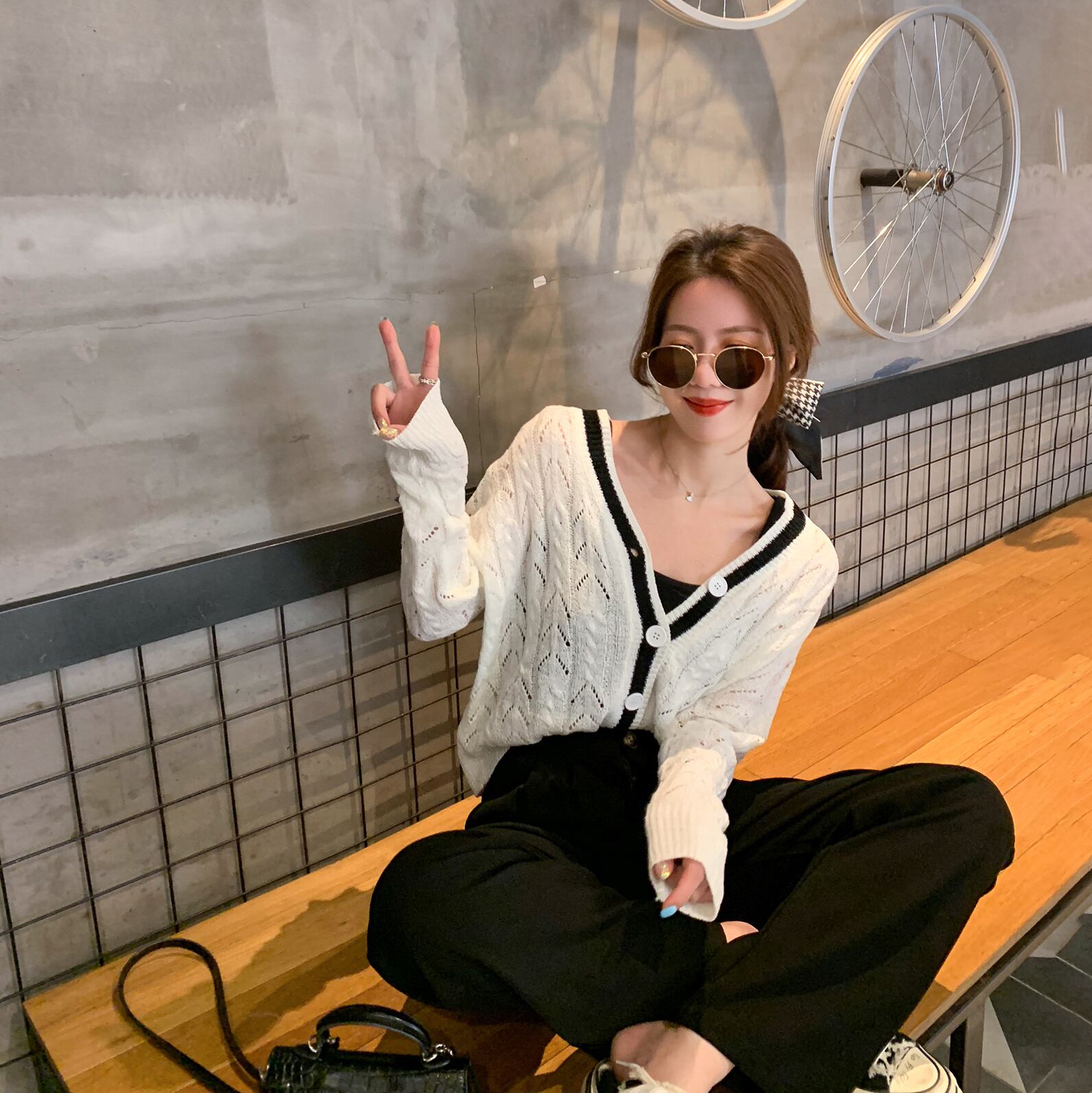 Vネックニットカーディガンスプリングスタイル薄手ホワイトトップス 春物 6Du_Shop_Women52398062866