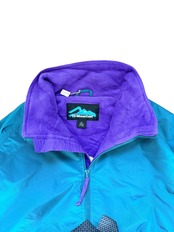 90's Tn-Mountain ナイロンジャケット 馬刺繍