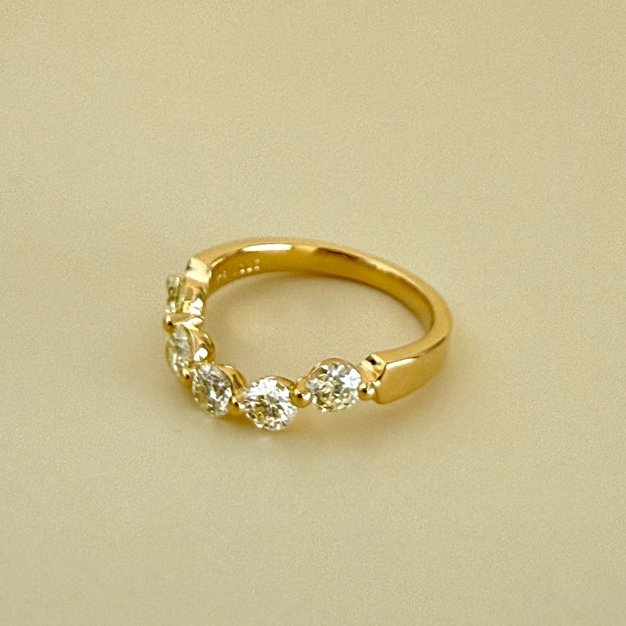 ゴールド ダイヤモンドカット リング スペシャルカットダイヤモンド Vリング 1.032ct K18イエローゴールド