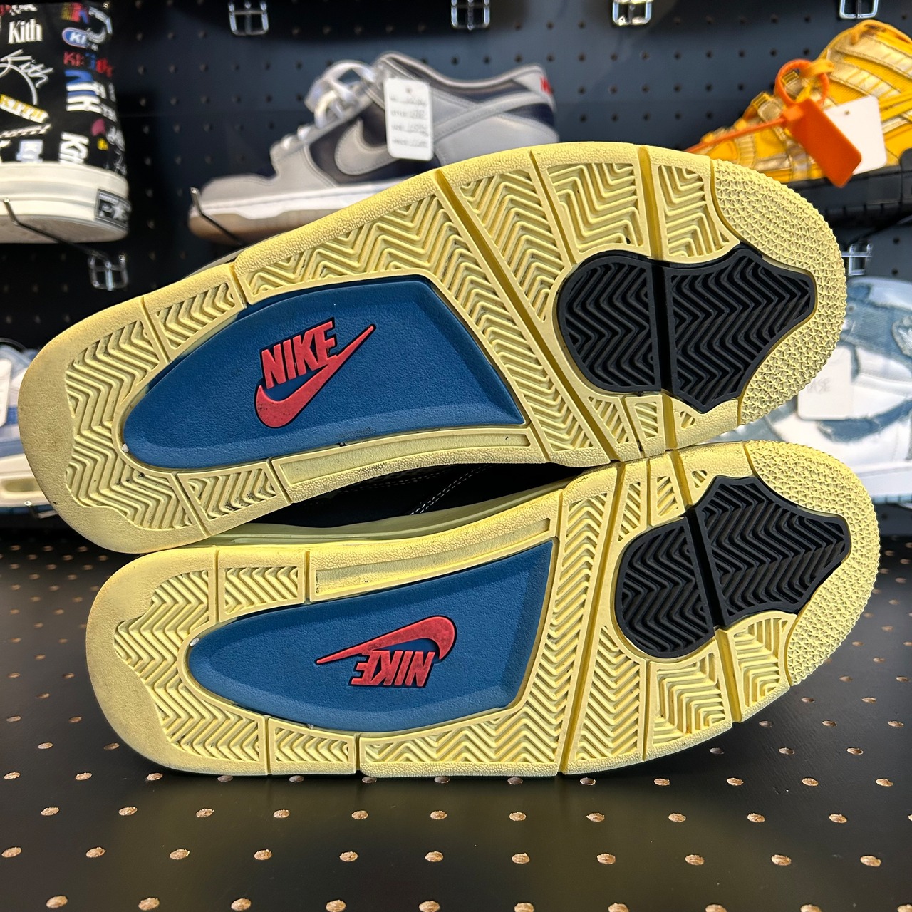 UNION × NIKE AIR JORDAN 4 "OFF NOIR" US8/26cm