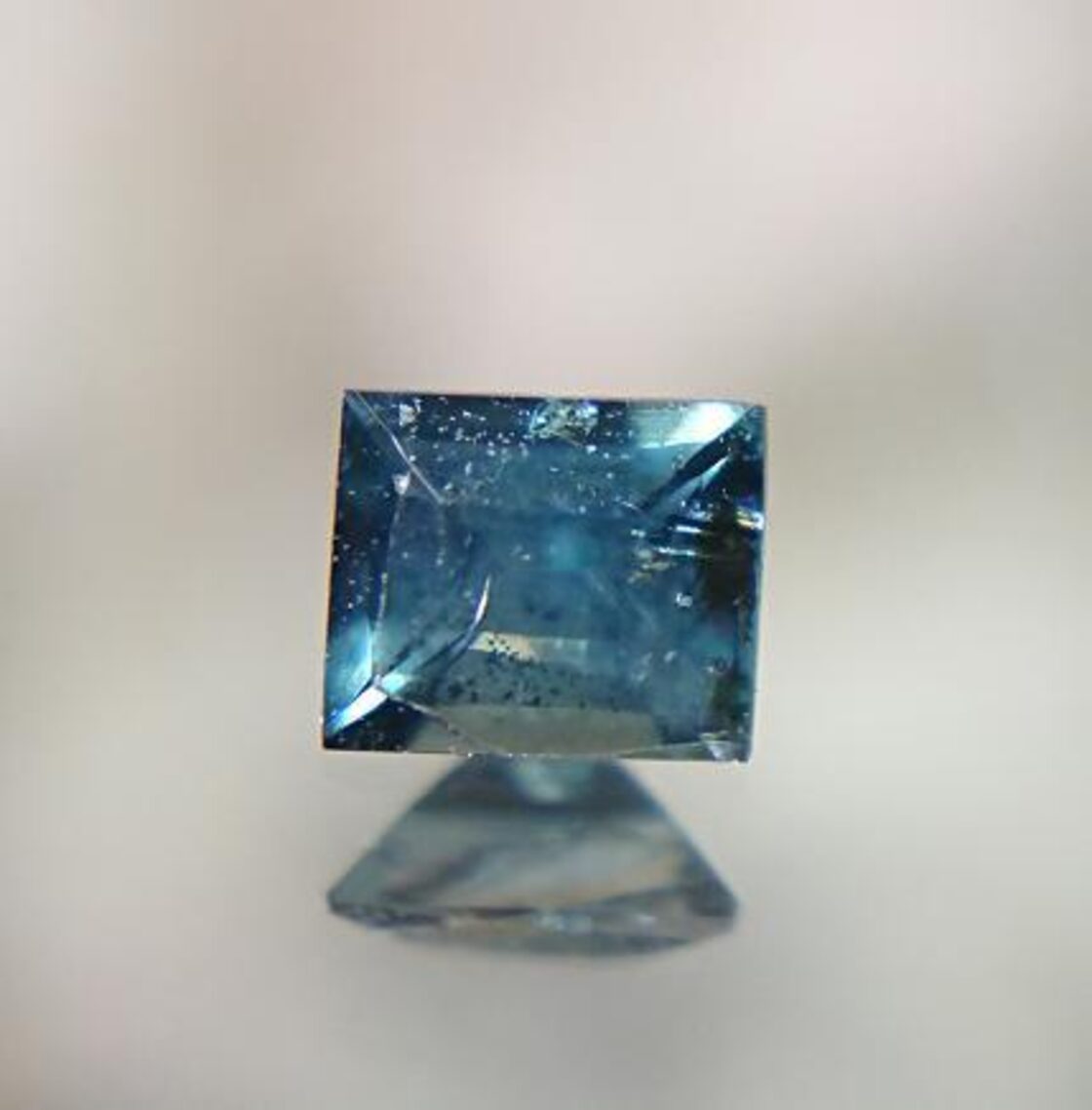 天然サファーリン サファリン 0.1ct 【2811】 宝石 レアルース | Pay ID