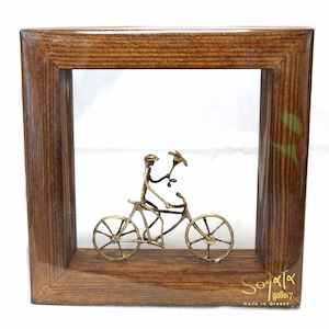 【新作】 花束を持ち自転車に乗る男 （W80 壁掛け オブジェ ） 15X15X4 cm