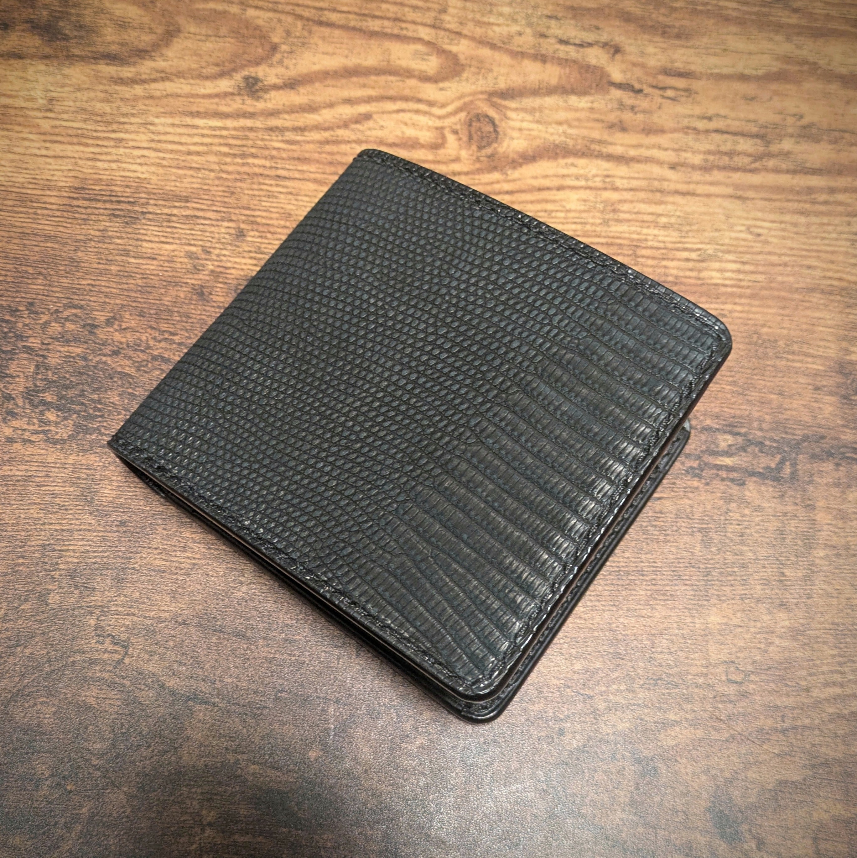 ハーフウォレット ヌバックリザード～Billfold wallet nubuck lizard