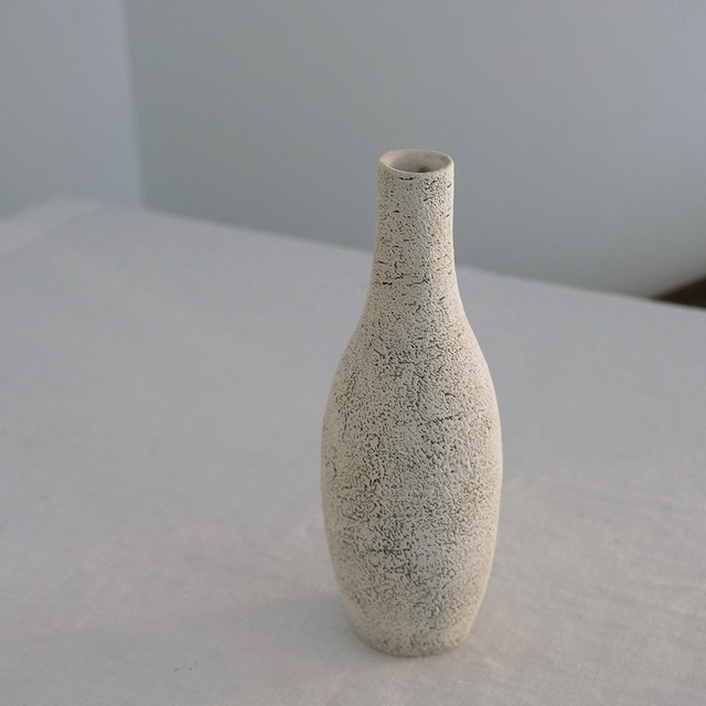 窯八　大橋睦　Kamahachi  Mutsumi Ohashi  粉引き　花入れ大　No.9