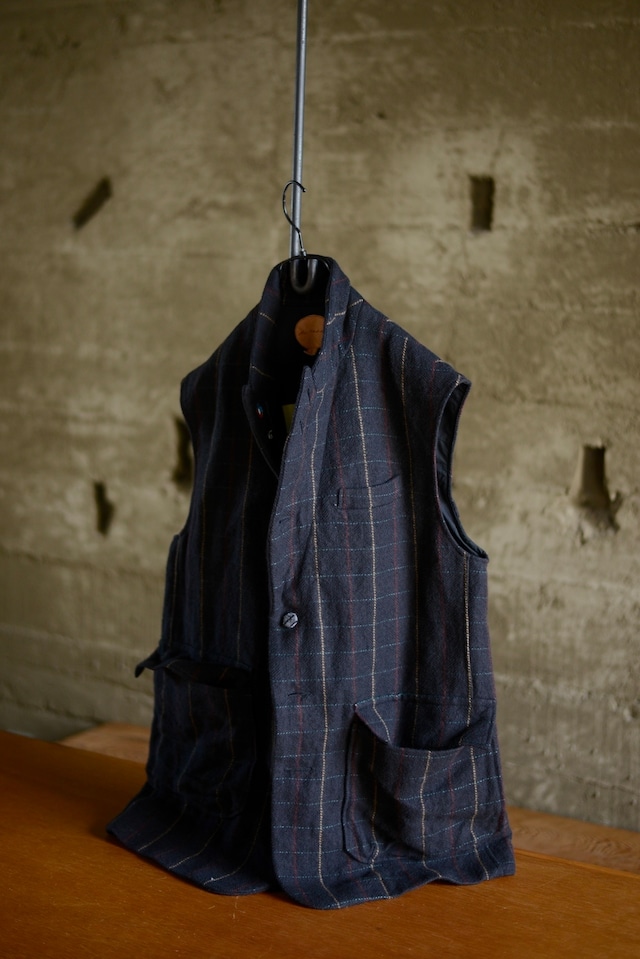 blackbird / sleeveless director's jacket (check)