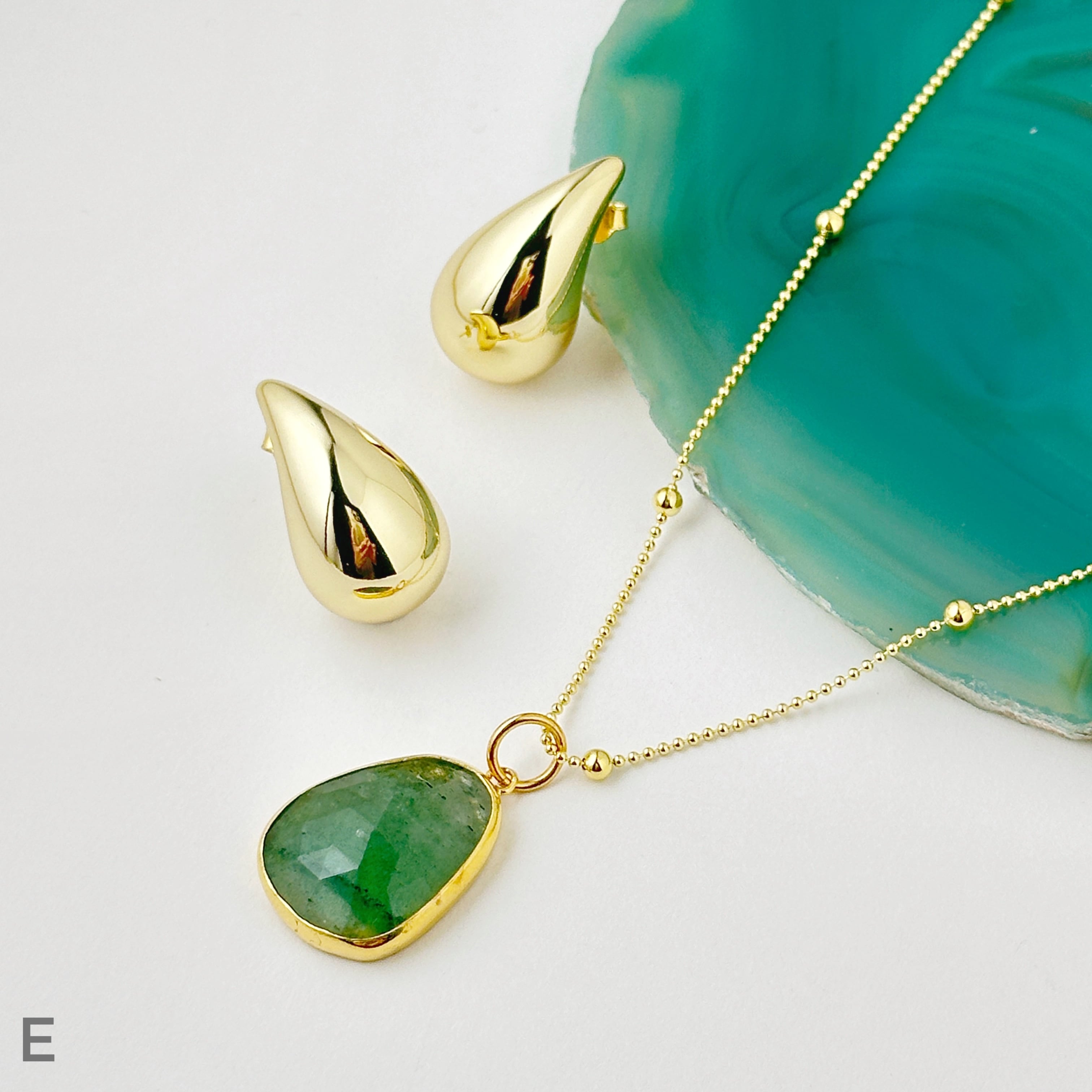 ヒマラヤゴールドアゼツライト・アベンチュリンのマクラメネックレス ヒマラヤゴールドアゼツライト・アベンチュリンのマクラメ