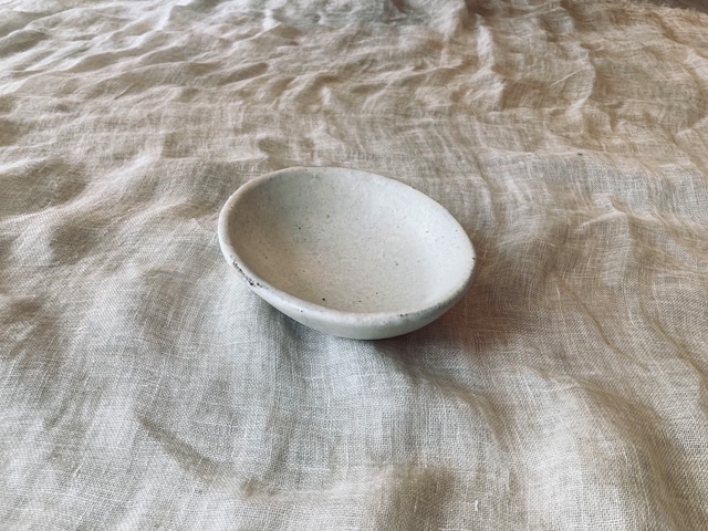 antique shiromoegi  豆ボウル
