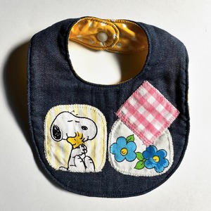 Vintage Remake Baby Bib peanuts