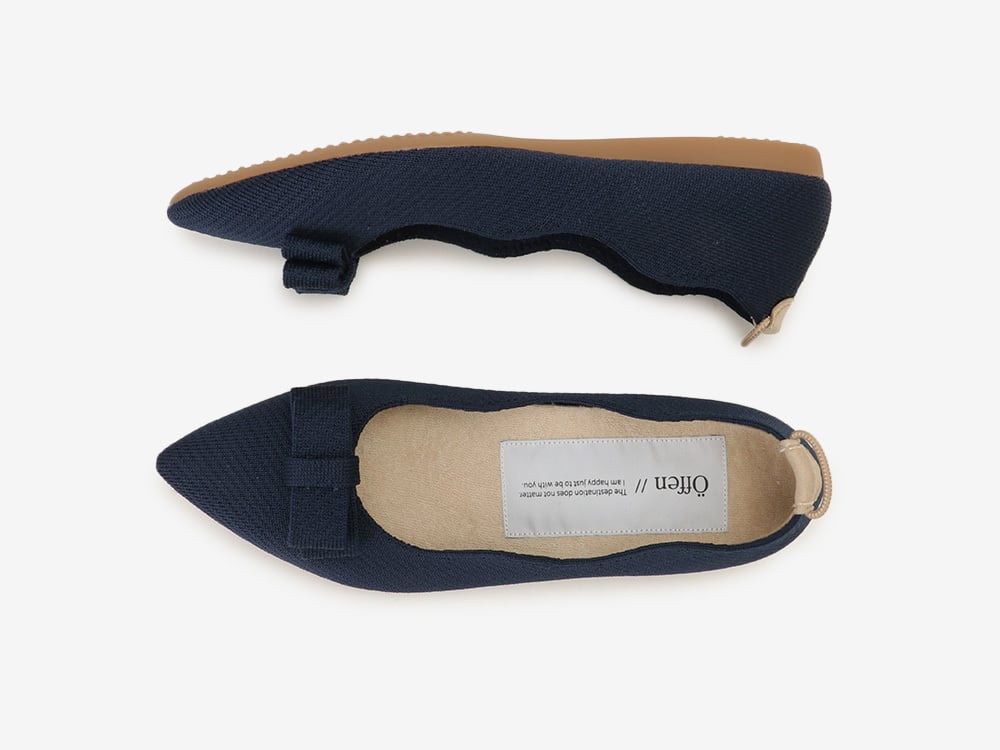 pointed-RUBAN / NAVY | Offen