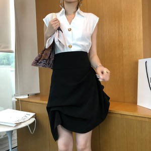 スカート ミニ アシンメトリー ショー ミニ丈 スリム 細身 大人 上品 おしゃれ お洒落 大人可愛い 大人女子 個性的 クール モード系 セクシー エレガント モダン 黒 ブラック 無地 春 夏 秋 冬 オールシーズン デート お出かけ 休日 パーティー イベント 着回し 韓国 韓国系 オルチャン ファッション コーデ スタイル モテ 美脚 脚長 トレンド 流行