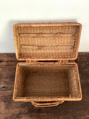 ピクニックバスケット　(古道具)