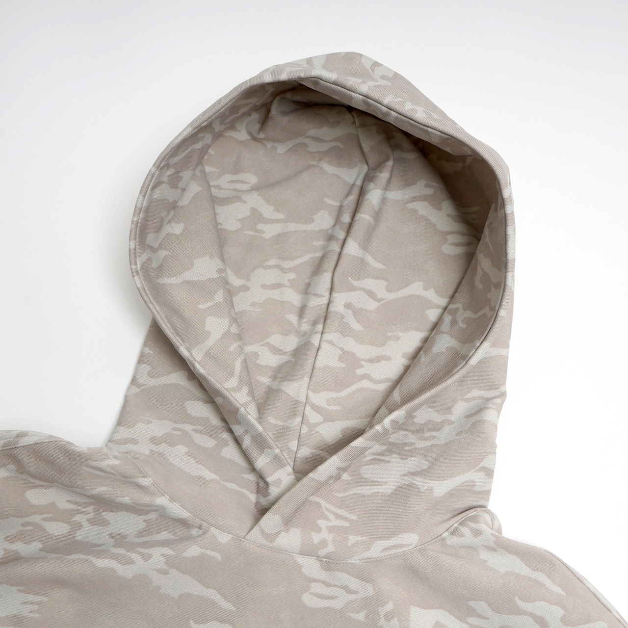 HEAT PF KAMO HOODIE AMG311004