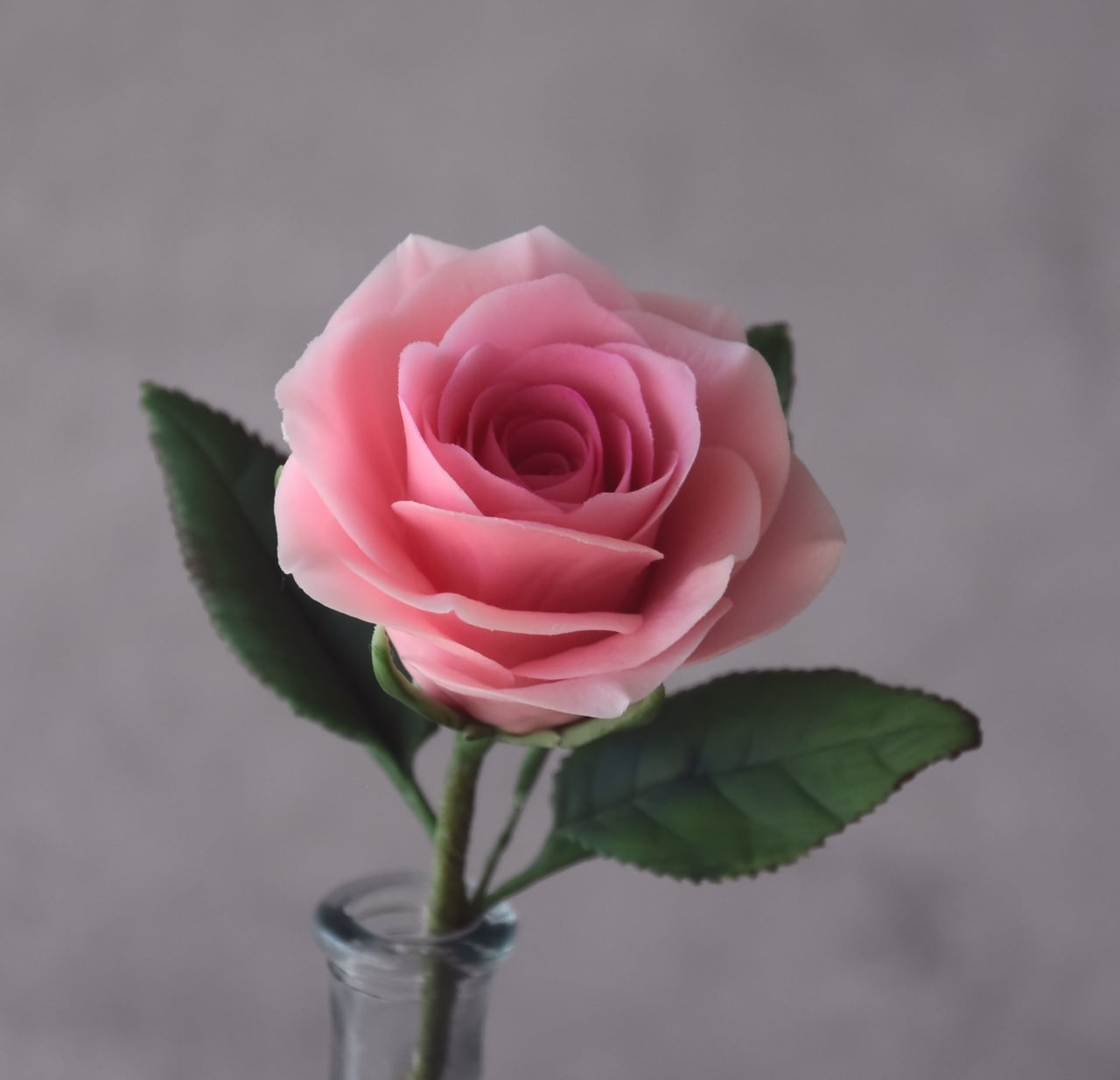 ◇粘土のお花◇ 薔薇 一輪 ピンク・・B1378 | oldfantasy
