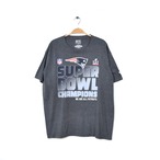 NFL ニューイングランド ペイトリオッツ スーパーボウル チャンピオンズ クルーネック 半袖 Tシャツ メンズXL 古着 @BB0569