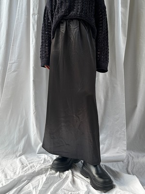SATIN SEMI-FLARE SKIRT(ｻﾃﾝｾﾐﾌﾚｱｽｶｰﾄ)【7533197】