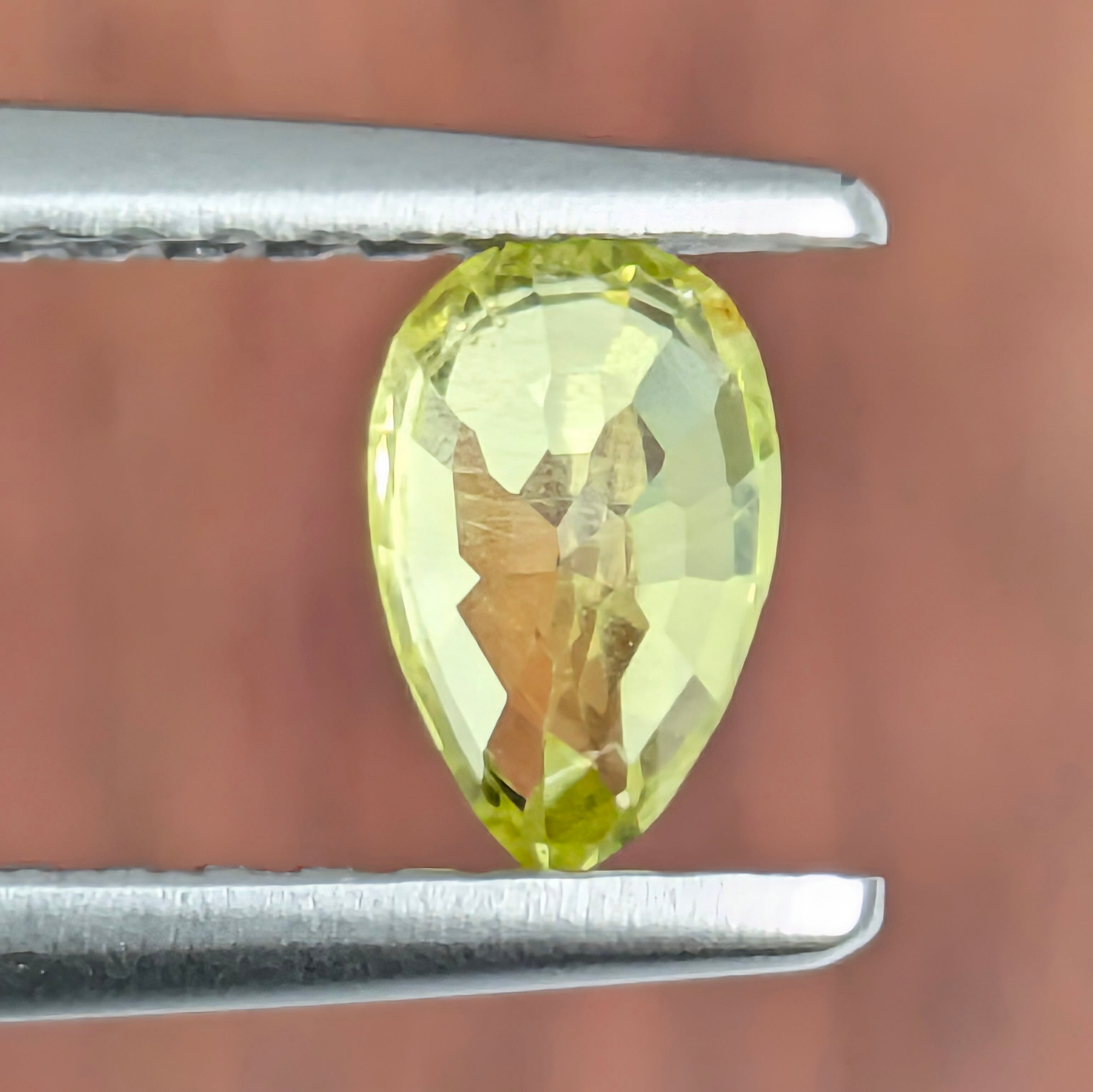 クリソベリルルース ミャンマー・モゴック産【0.47ct】 PRO208524