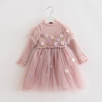 小花が可愛いニットチュールワンピース