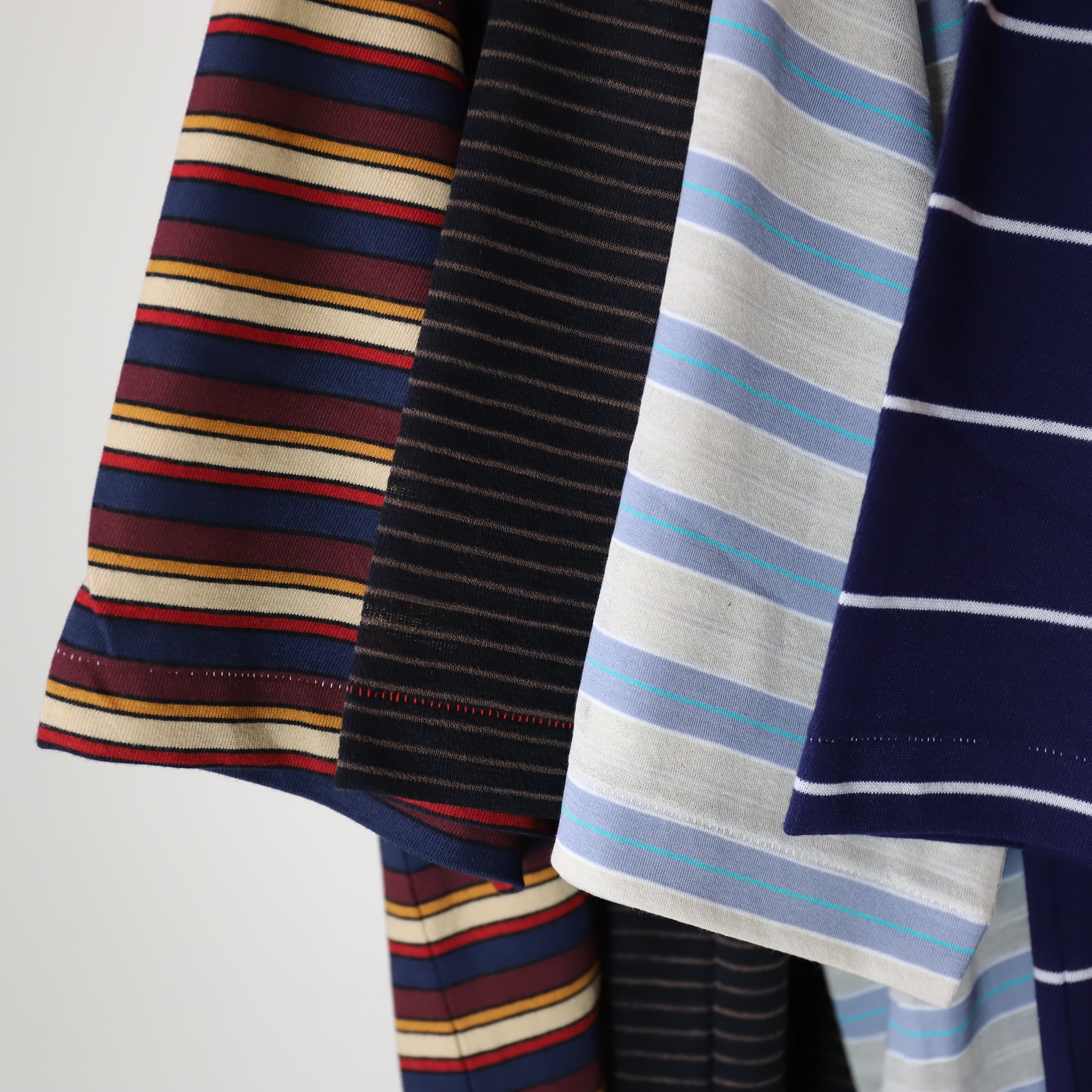 MAATEE&SONS / S/S BORDER POCKET TEE 