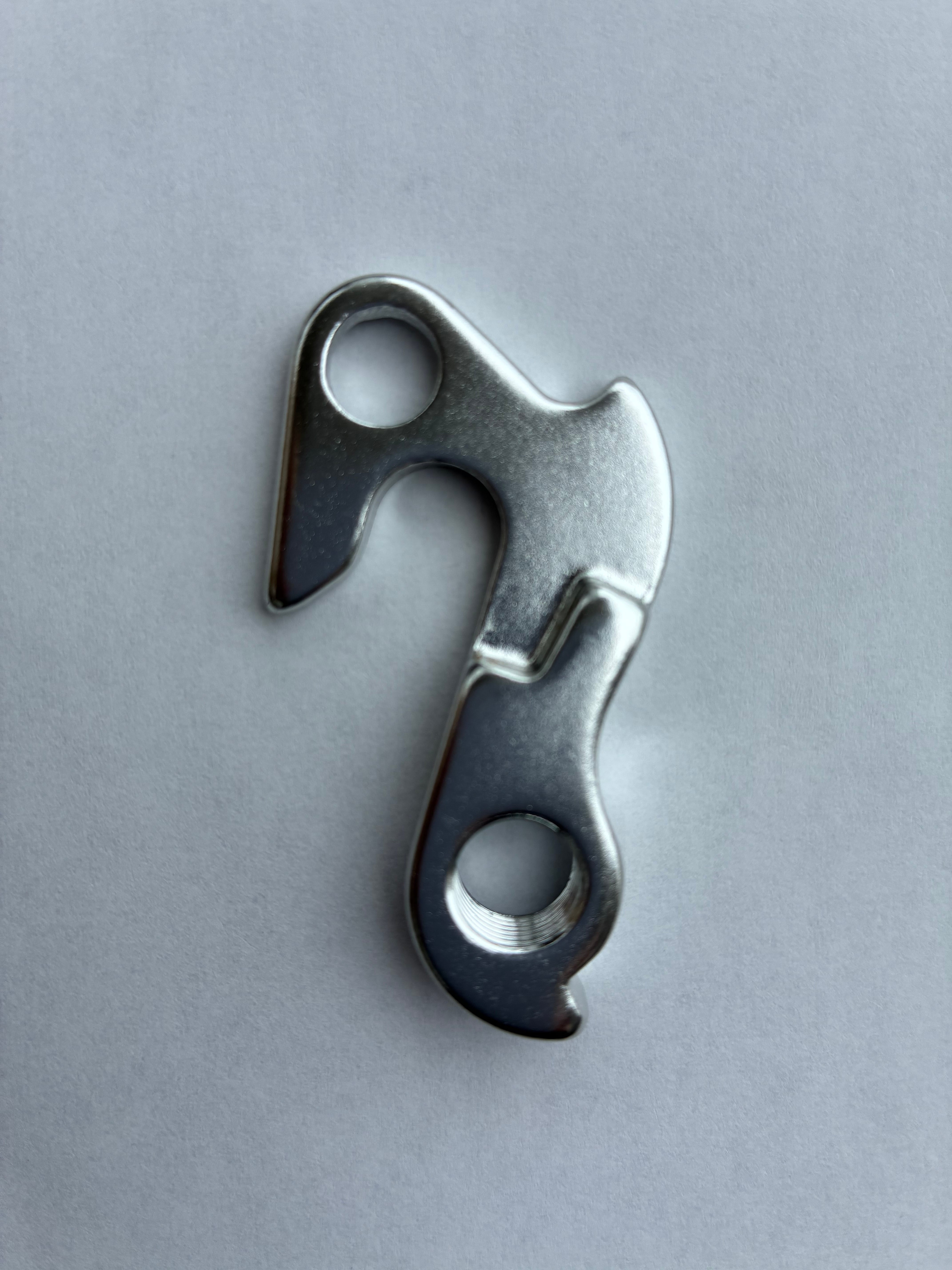 105 R7000 未使用　リムブレーキ用　フルセット SHIMANO 105 BR-R7000 リムブレーキキャリパー 前後セット ブラック