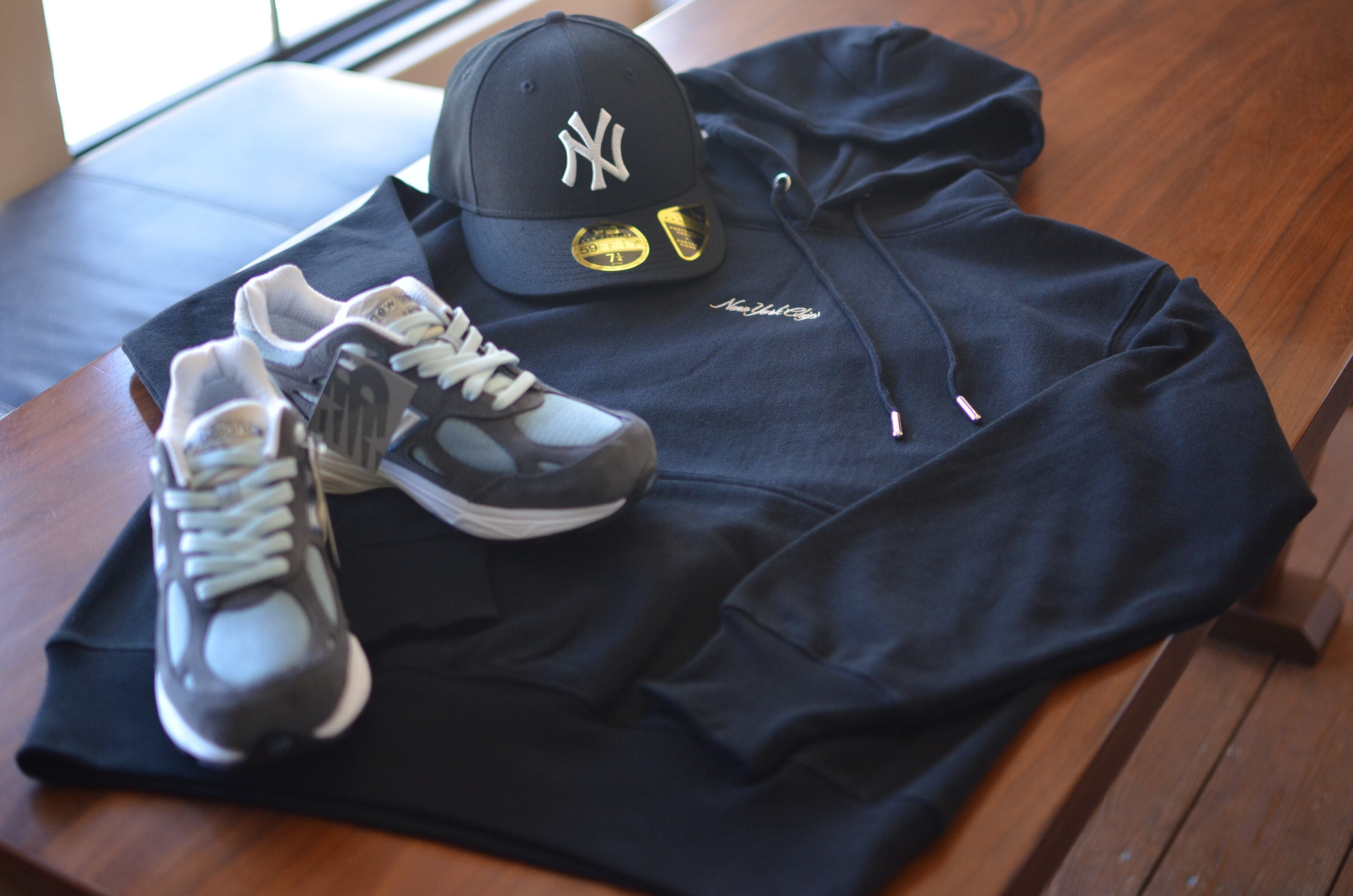 NYC Hoodie 【Logo Champagne Gold】 CHIPS