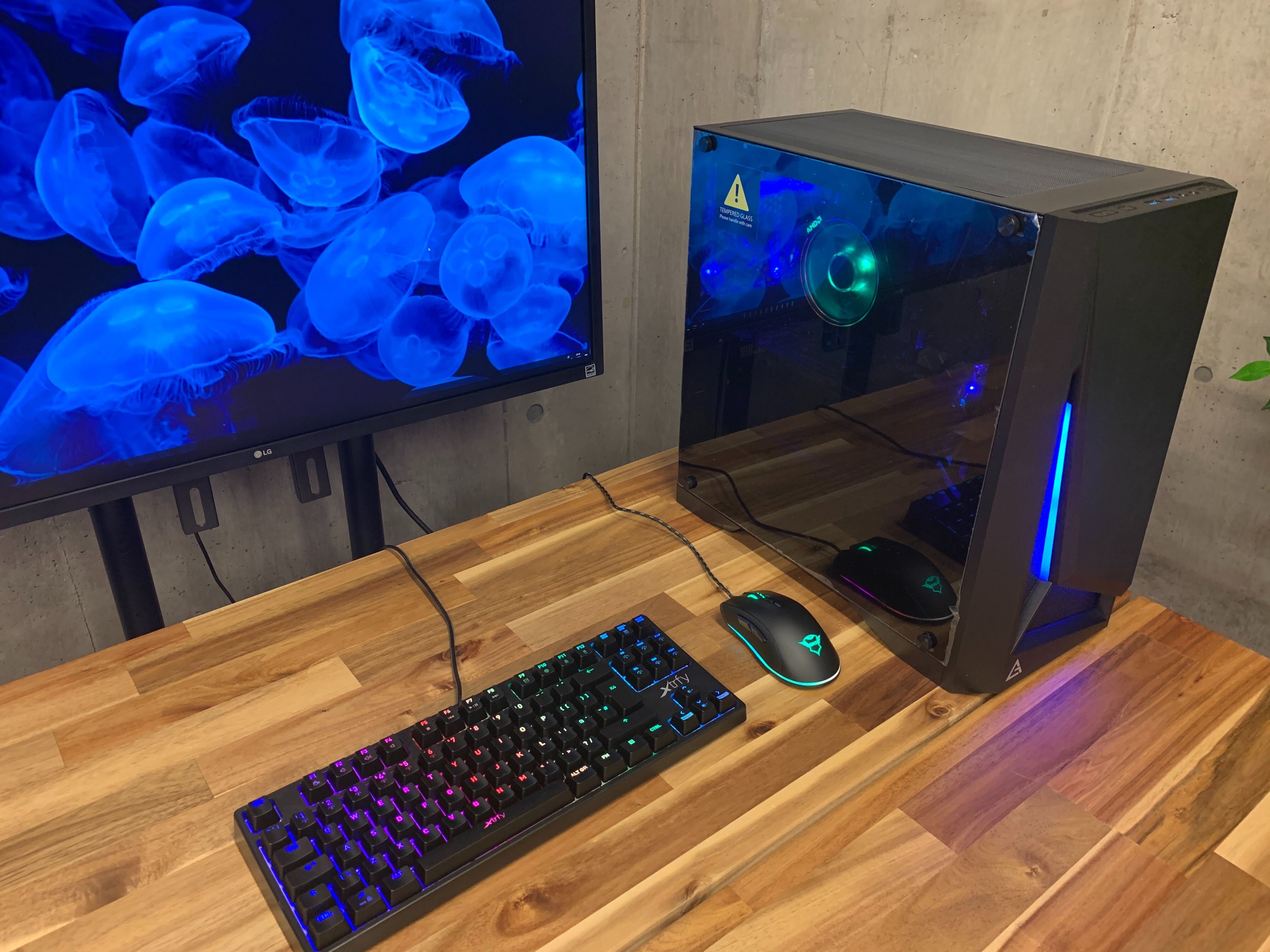 自作ゲーミングパソコン 8コア i7 4790 マウス キーボード 付き 自作