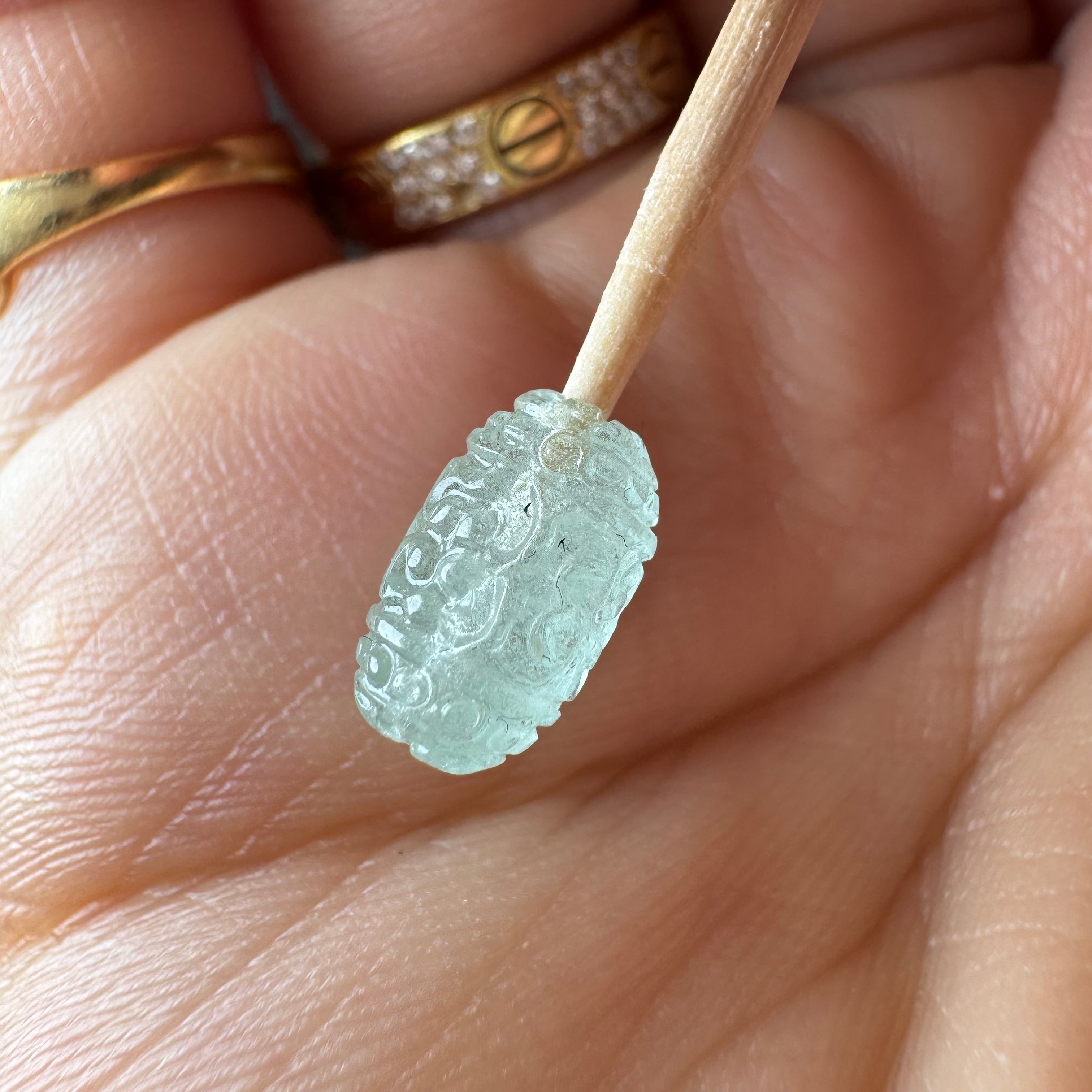 no.2 エメラルドグリーンベリル 約9.5x5.5mm