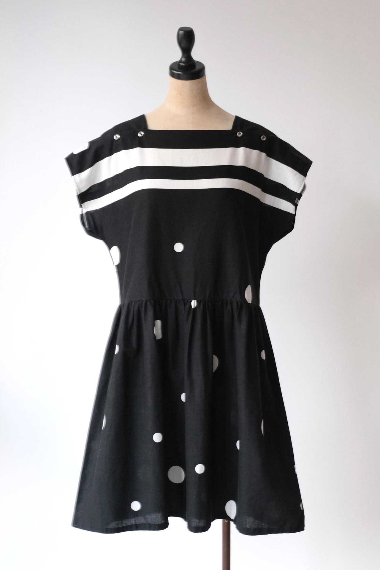 Random dots tunic dress