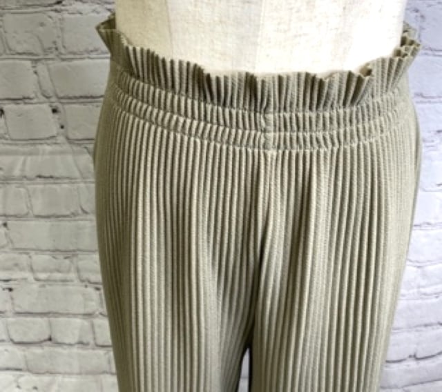 50%off❤️SALE！ ayane アヤンプリーツワイドパンツ | Select Shop