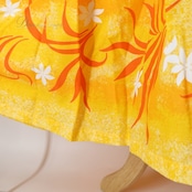 フラダンス 衣装 ワンピース ドレス イエロー系 トーチジンジャー ハワイ製 ティアレ柄 ハワイアンプリント TorchGinger アロハ フラ ダンス レッスン 練習 フリル キャミソール リボン 華やか 鮮やか かわいい おしゃれ オレンジ系 ホワイト系 黄 橙 白 フラ ダンス衣装 ハワイアン ドレッシー レッスン着 レディース