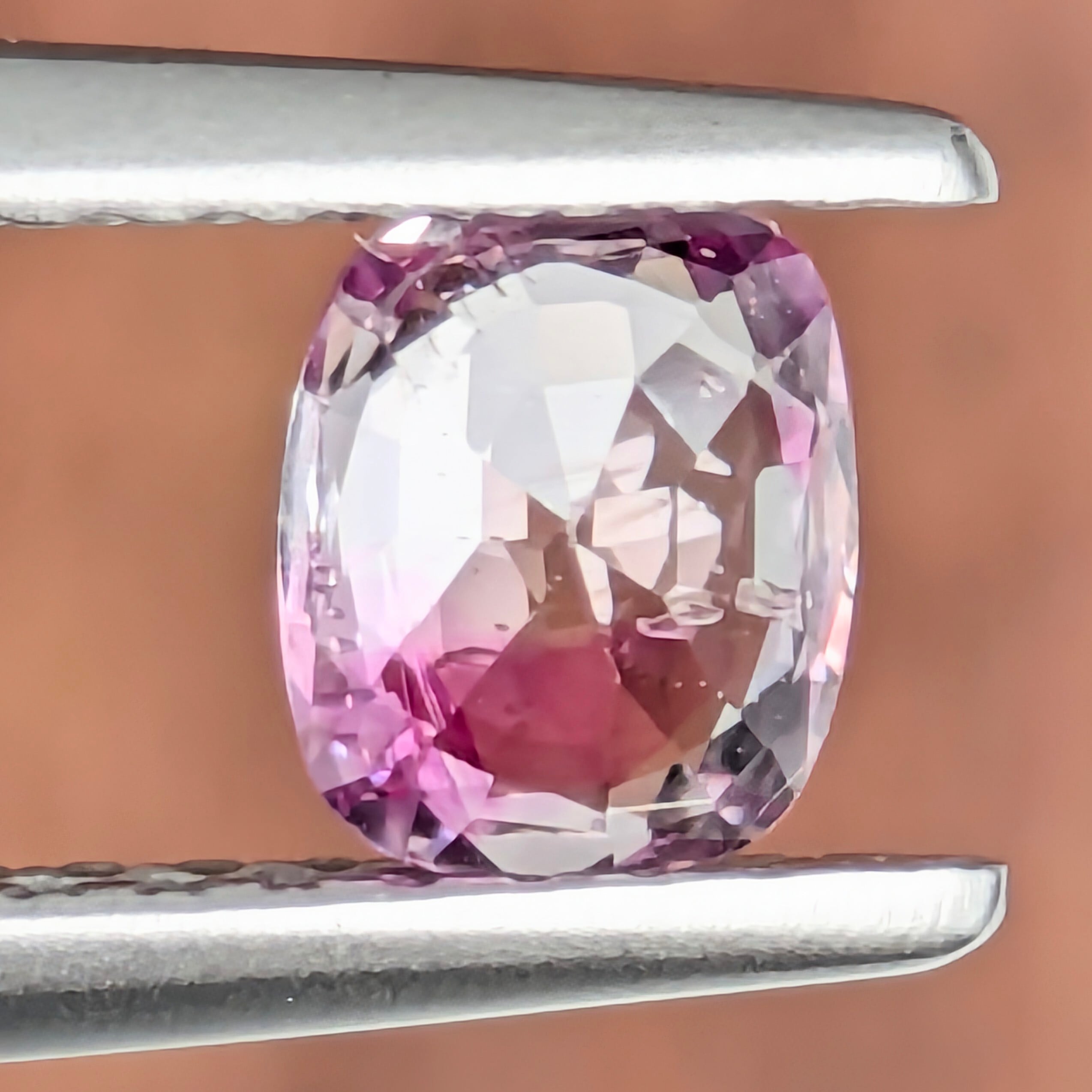 非加熱バイカラーサファイア ルース ミャンマー・モゴック産【0.53ct