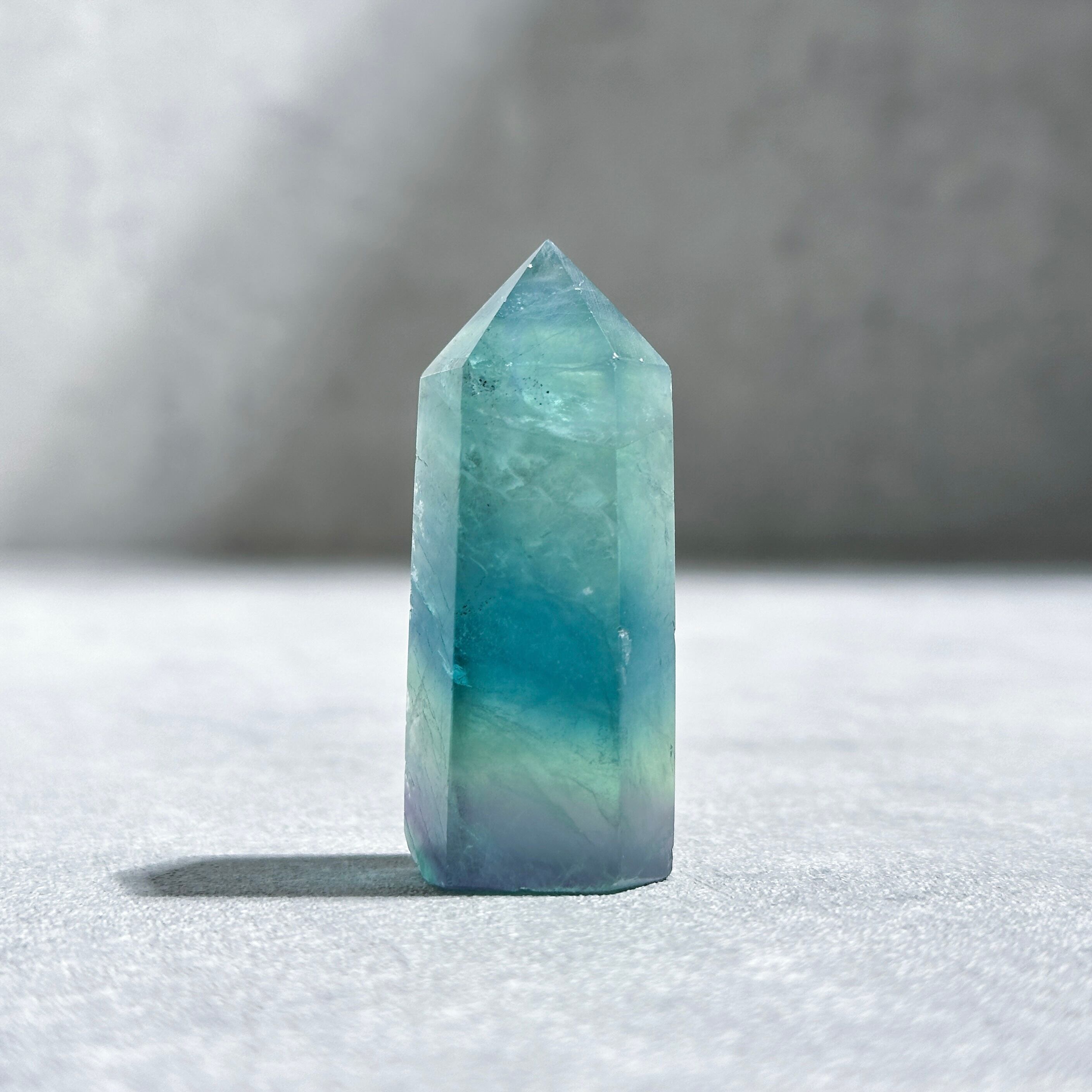 虹◎レインボーフローライト タワー型61◇ Rainbow Fluorite ◇天然石
