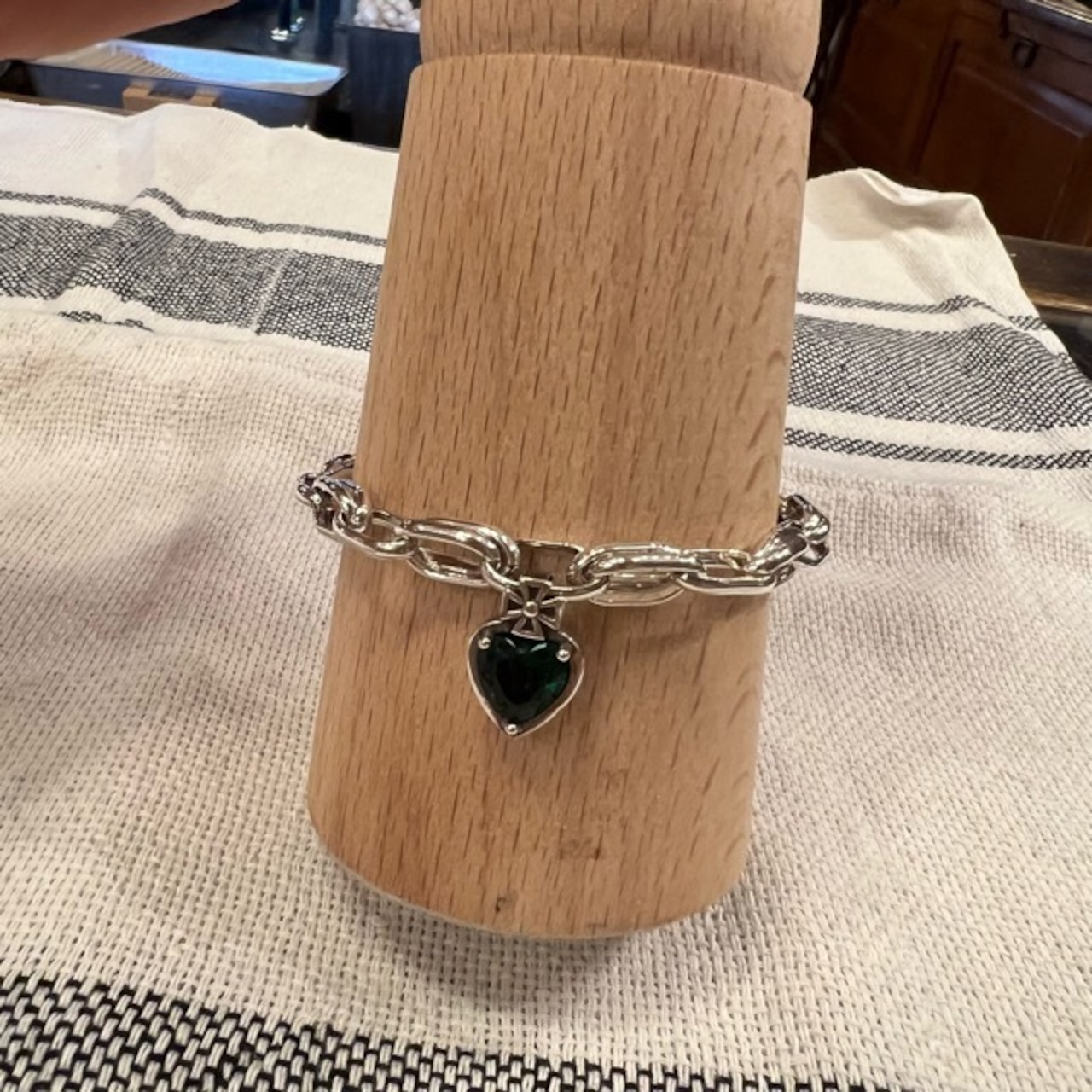 TOPANGA Accessory　 Green heart charm Bracelet　グリーンハートチャームブレスレット　Silver　bracelet　シルバー　ブレスレット