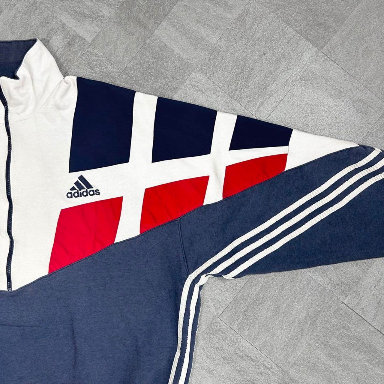 【希少】アディダス ハーフジップスウェット 90s ロゴ刺繍 トリコロール 美品