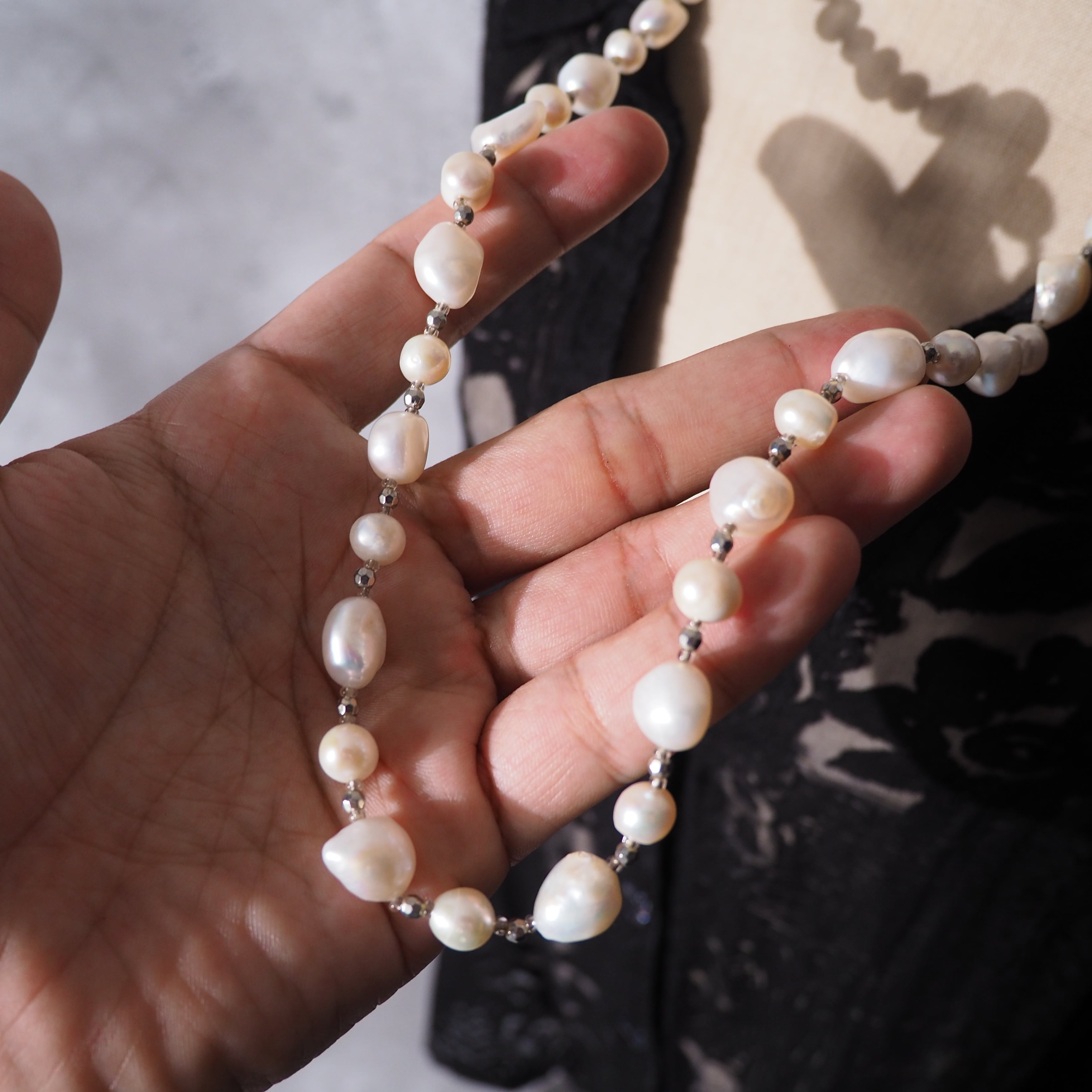 Baroque pearl × Bijou combinations vintage long necklace