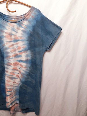 手染めのチュニック（藍染＆ベンガラ染め）