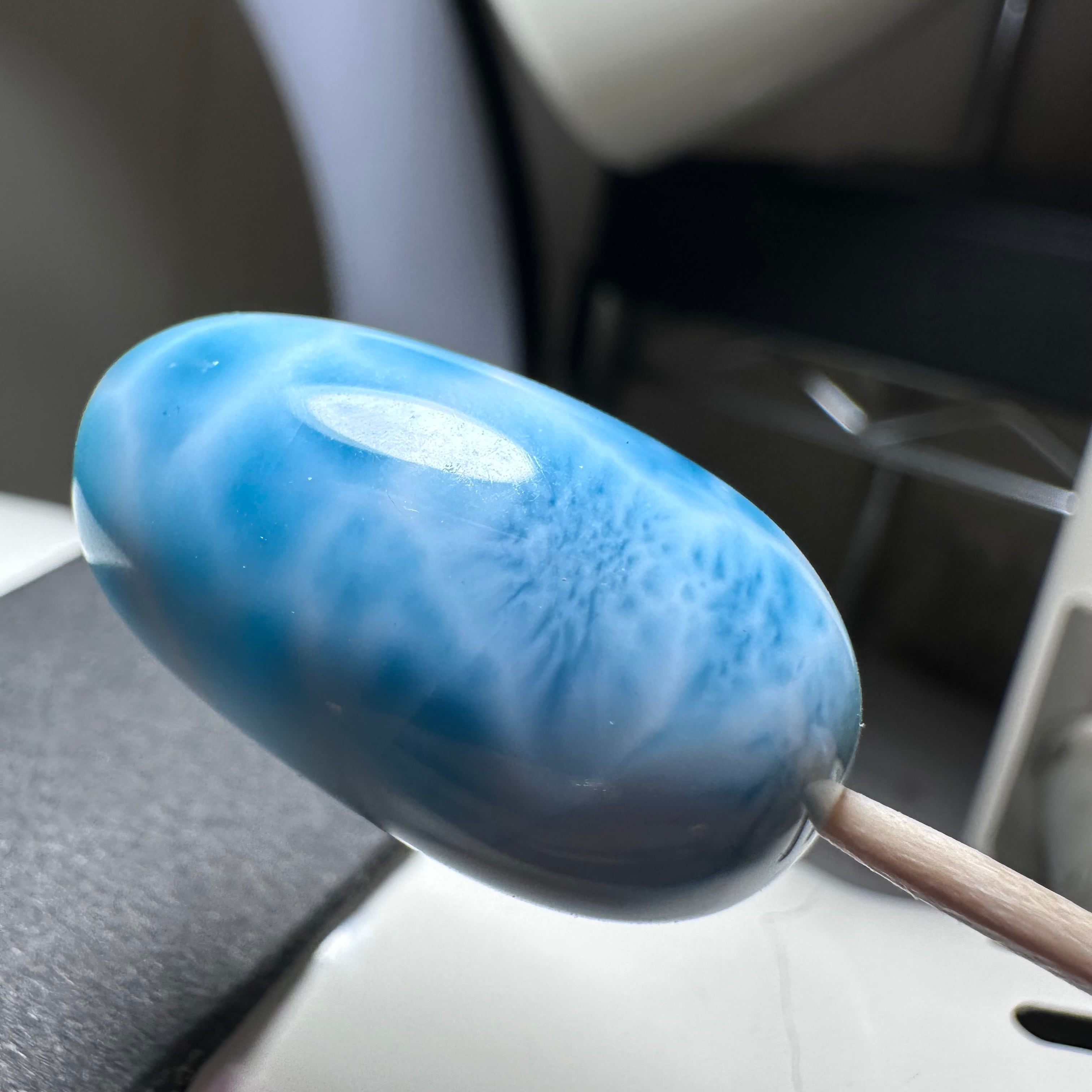 no.A18 ラリマー 貫通穴