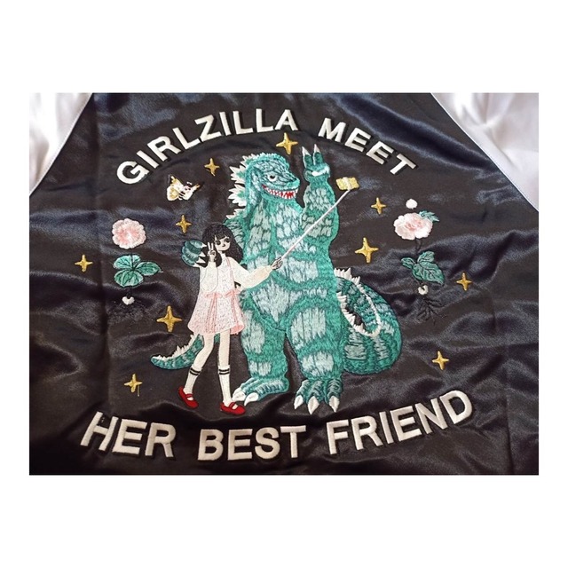 怪獣 女の子 ゴジラ 刺繍 ゆるふわ柄 サテン スカジャン ブルゾン ジャケット アウター レディース 青 クリームブルー S M L 派手 奇抜 ゆったり ゆめかわいい 原宿 ストリート