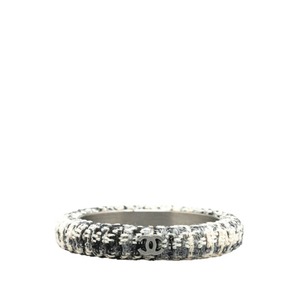 シャネル ココマーク バングル ホワイト グレー ブラック ツイード メタル レディース CHANEL 【中古】