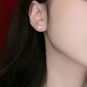 バタフライモチーフイヤーアクセサリー 2type W10261