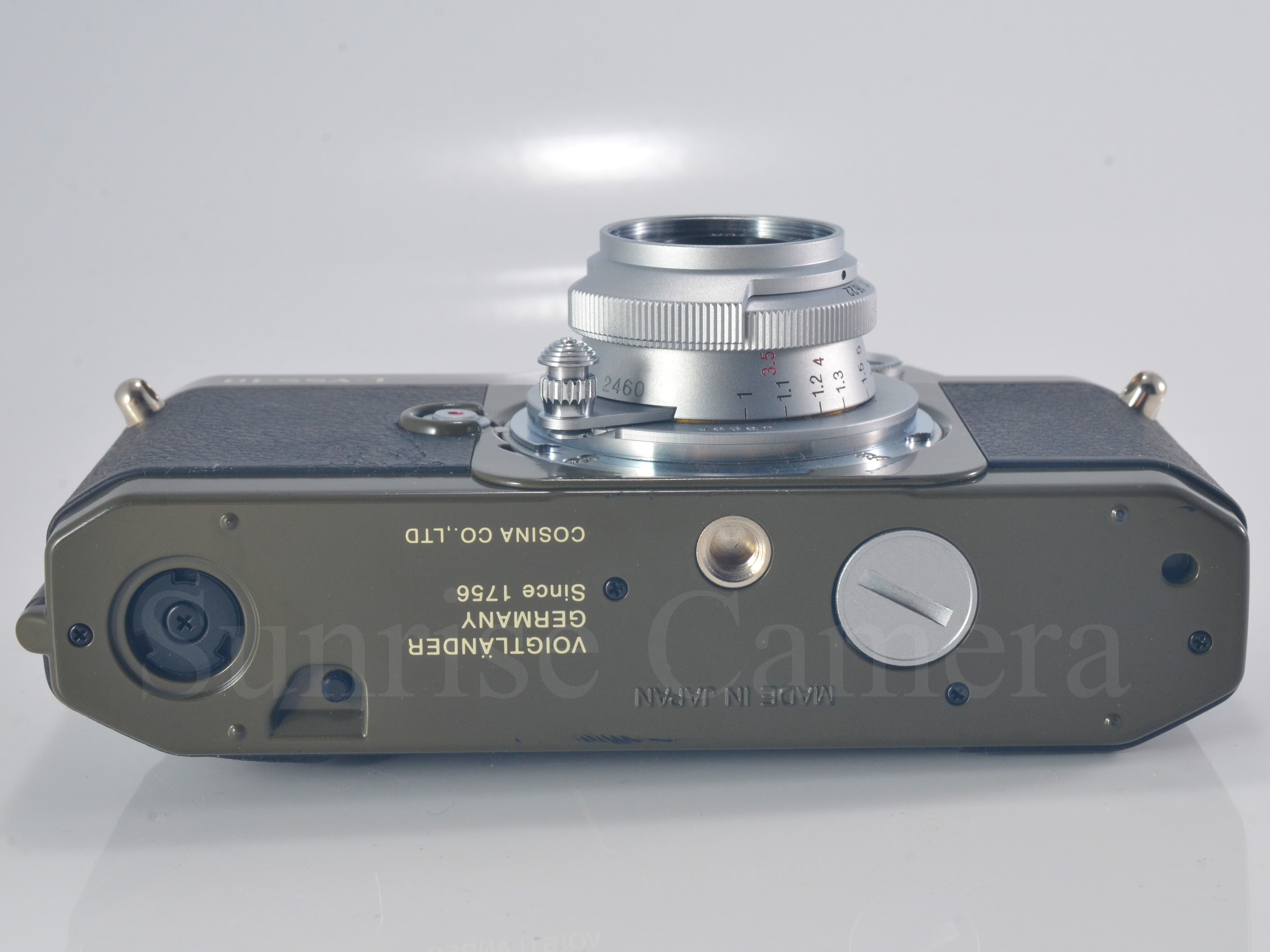 Voigtlander BESSA-T オリーブ 101年周年モデル / HELIAR 50mm F3.5